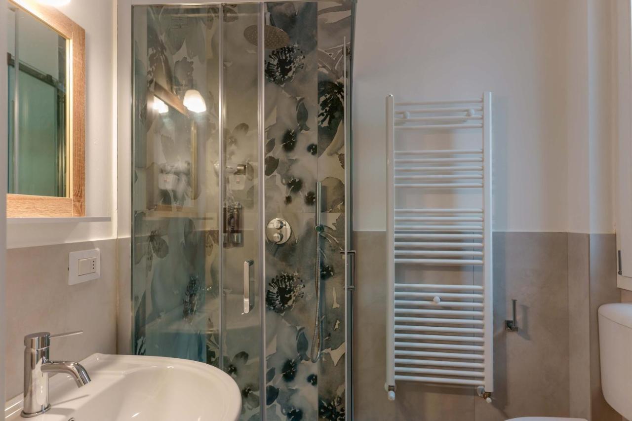 B&B Bentivogli Bologna Bagian luar foto