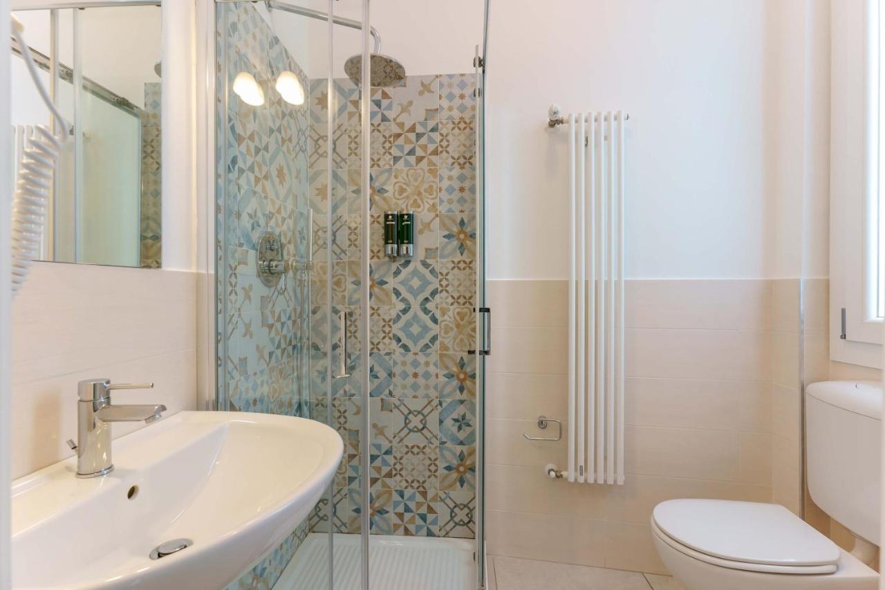 B&B Bentivogli Bologna Bagian luar foto